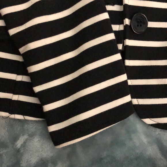 Mod Modele black and white striped blazer - Picture 6 of 7